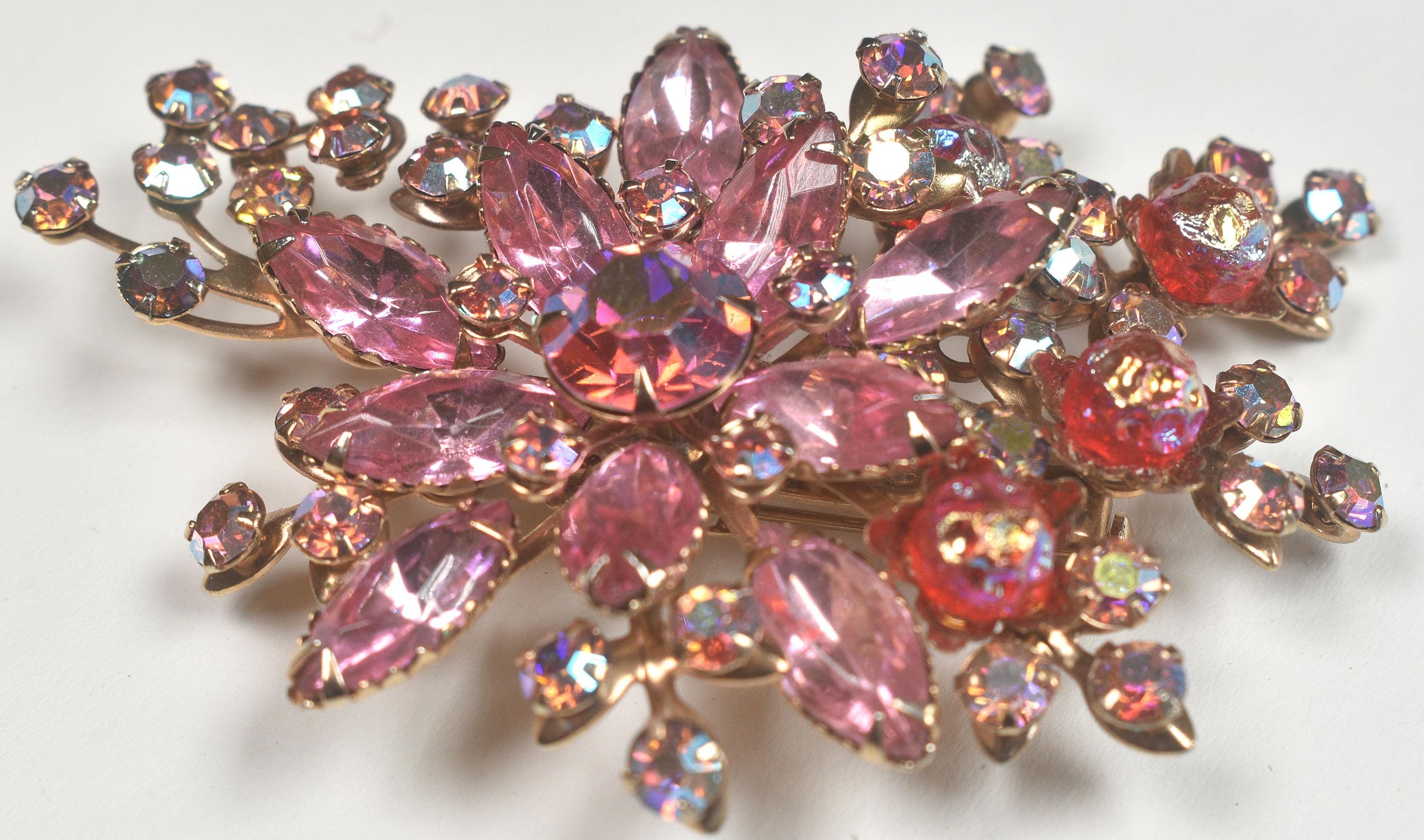 Vintage 50s Brooch - 50s Rhinestone Brooch - Red Rhinestone
