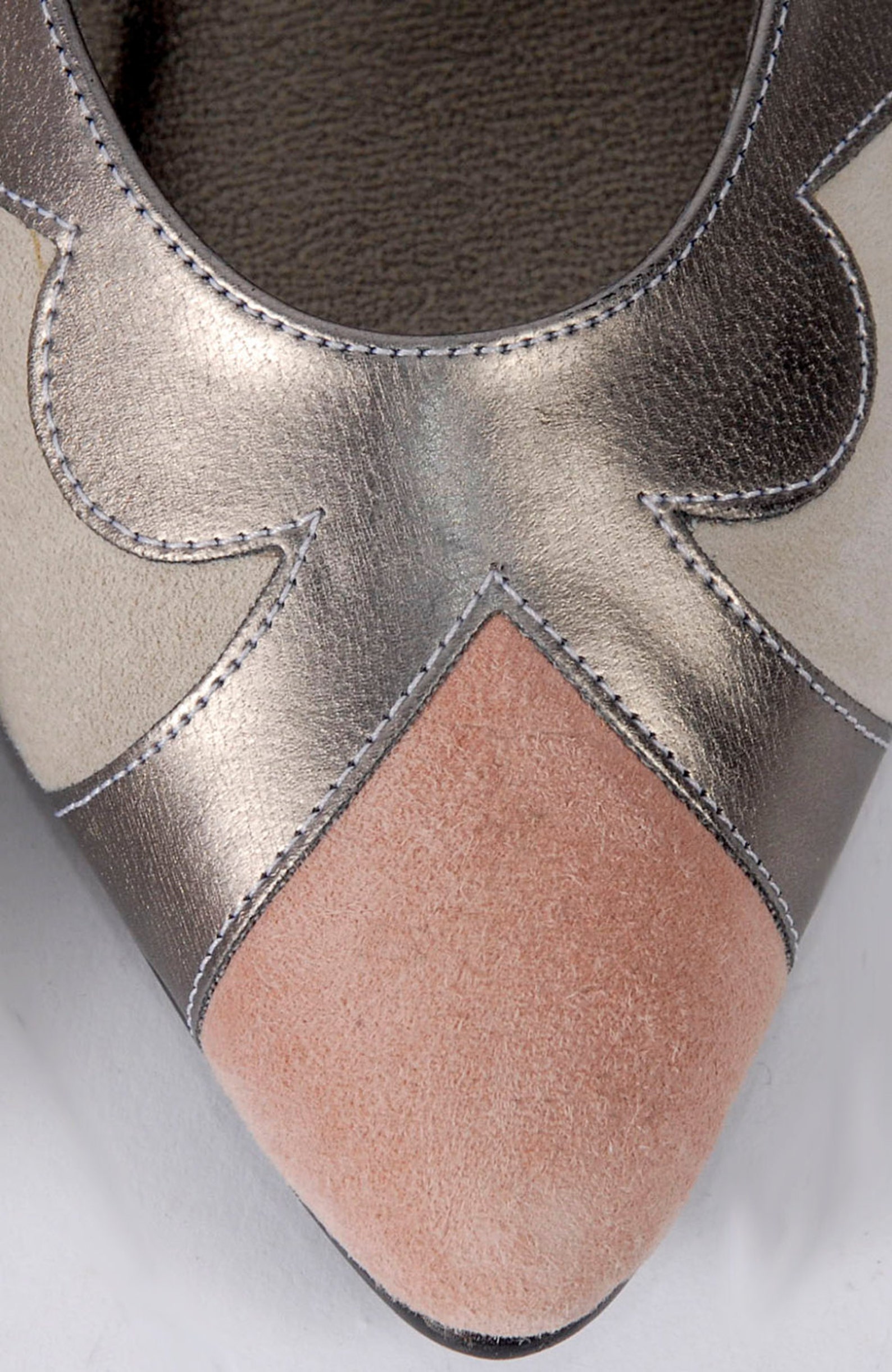 vintage 80s shoes - 80s ballet flats - 80s flats - pink taupe cream silver - leather flats - pointed toes - 7 - nos - nib - new