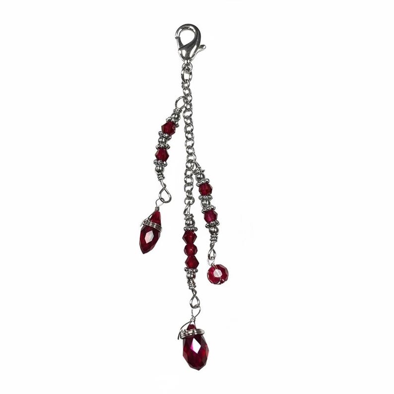 Schmetterling Pferdeschwanz-Halter - Silber oder Gold Perlenanhänger Boho Festival Haarrüstung aus mittelalterlichem Metall Red