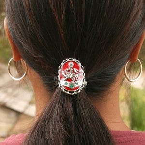 Red Enamel Kingdom Crest Hair Hook: Medieval Ponytail Holder