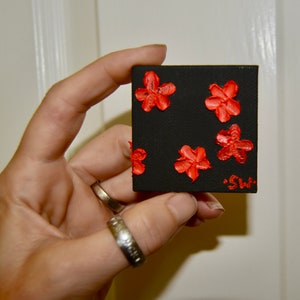 Tiny art, Miniature, black and red flowers, Miniature Original Painting, Scale Dollhouse Art, 2&quot;, floral, hand painted