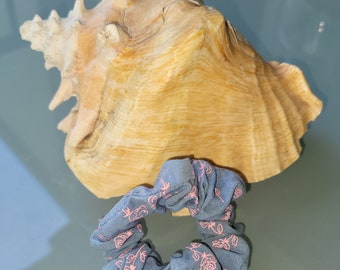 Pink rose on chambray print scrunchie