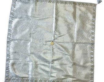 Elegant Silver Dismal Shirnee for Engagement – A Traditional Sweet Treat Perfect for Celebrating Special Occasions