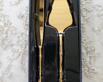 Exquisite Wedding Knife and Server Set – Ideal for Cake Cutting, A Stylish and Timeless Addition to Weddings and Special Occasions