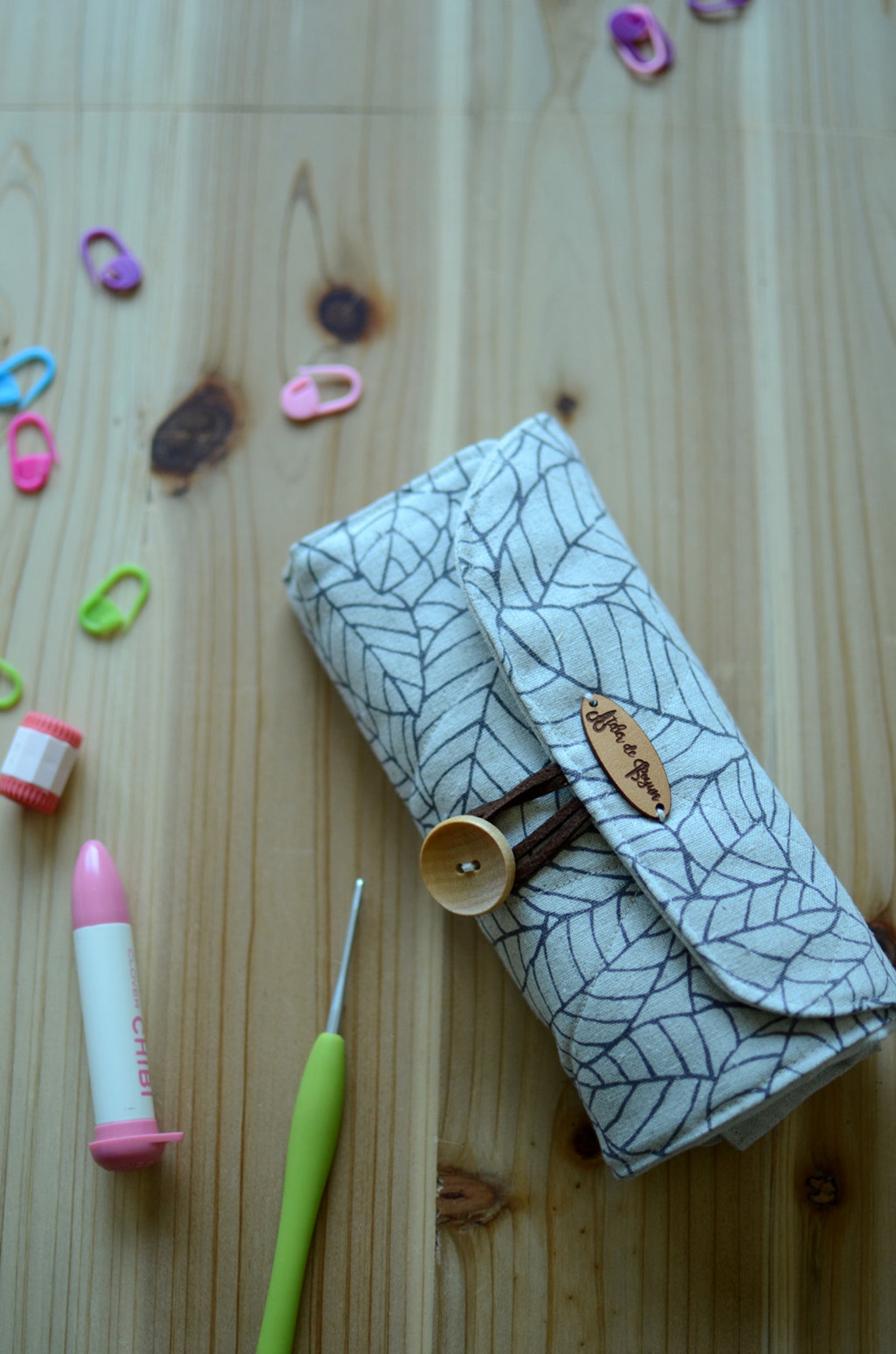 Crochet Hook Roll up Case in Natural Linen With a Zipper Etsy