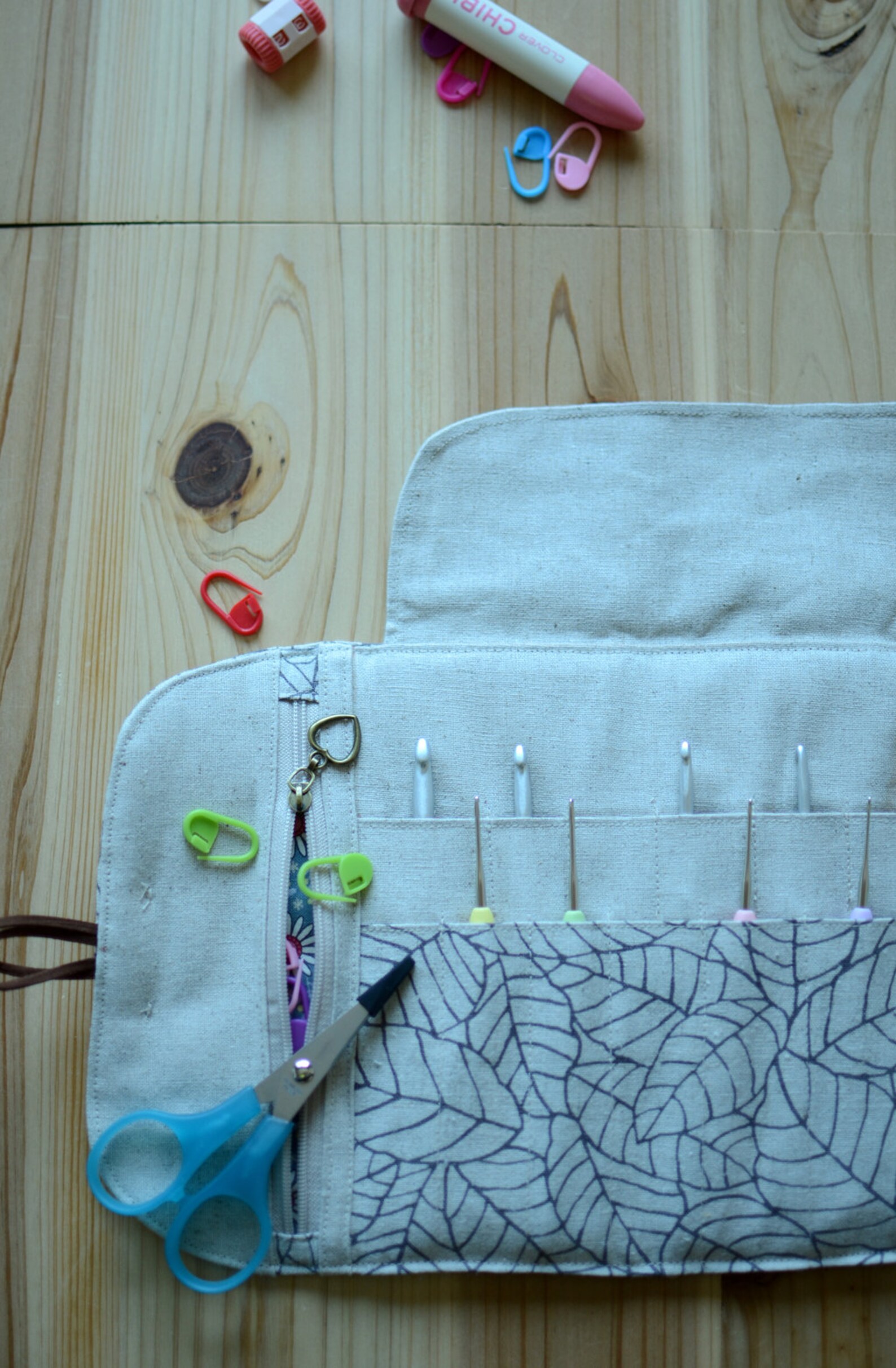 Crochet Hook Roll up Case in Natural Linen With a Zipper Etsy