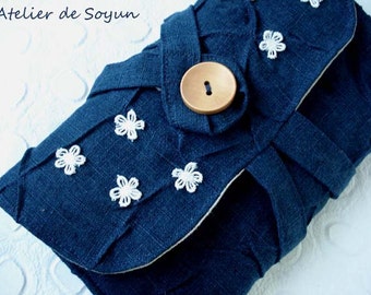 Crochet Hook Case Crochet Hook Holder Needle Case Craft Bag in Textured Dark Blue Personalized Gift 4 crochet GiftWrapped