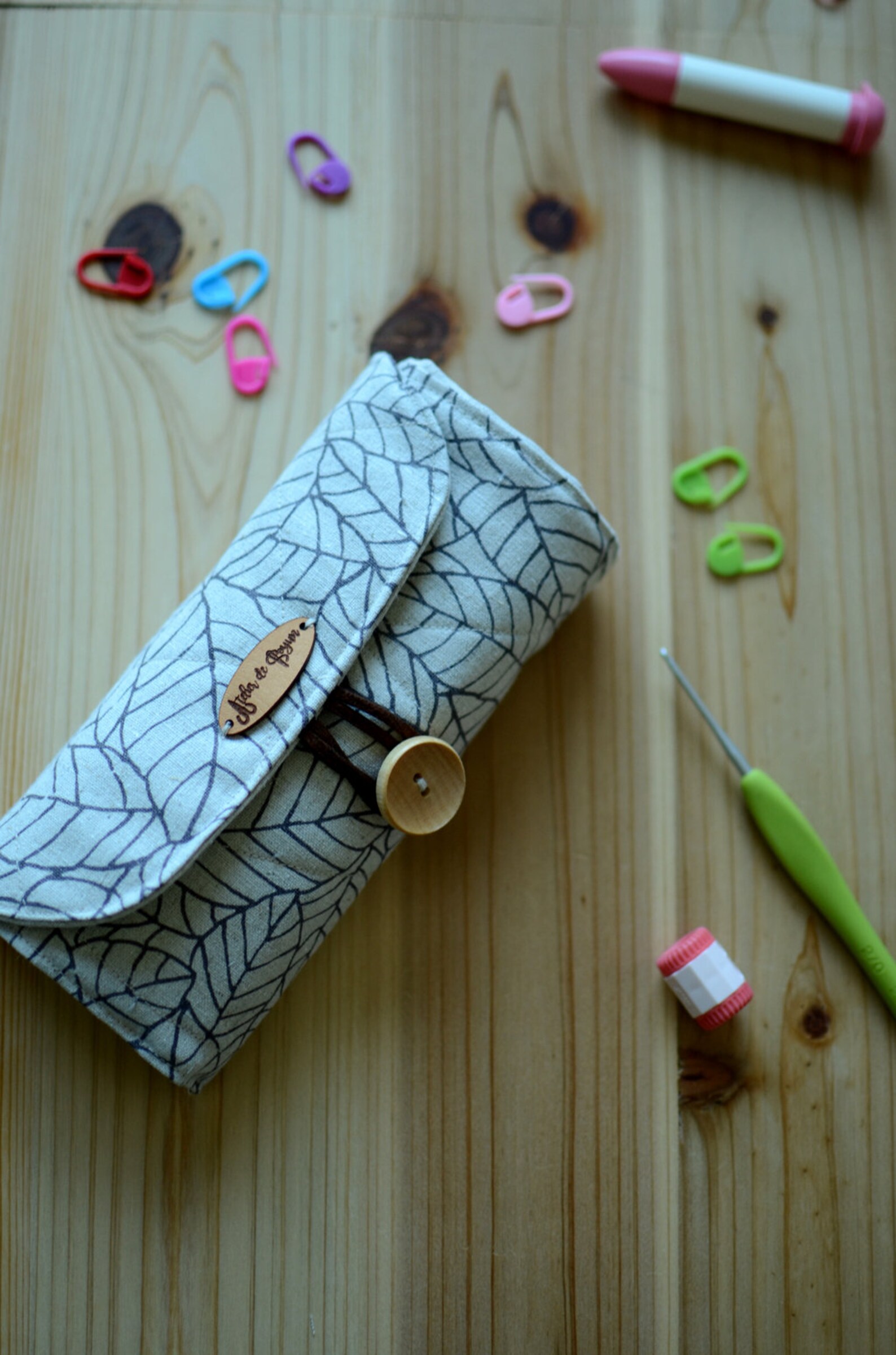 Crochet Hook Roll up Case in Natural Linen With a Zipper Etsy
