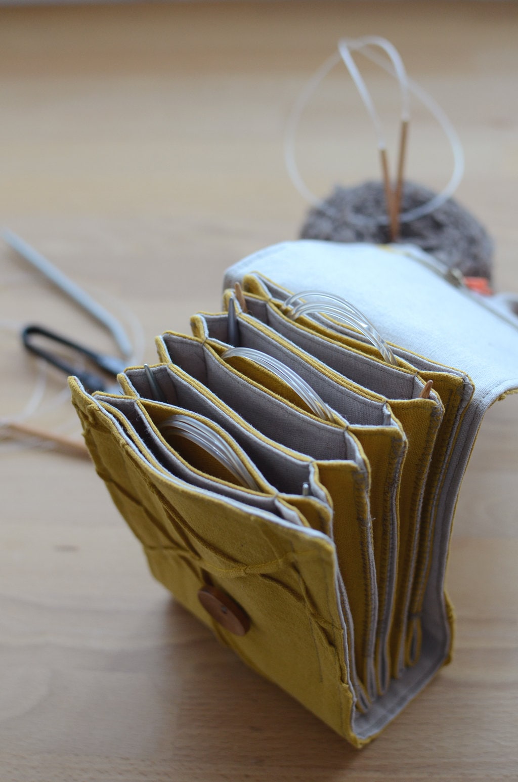 Linen Circular Knitting Needle Case: Personalized Organizer with Zipper Pocket