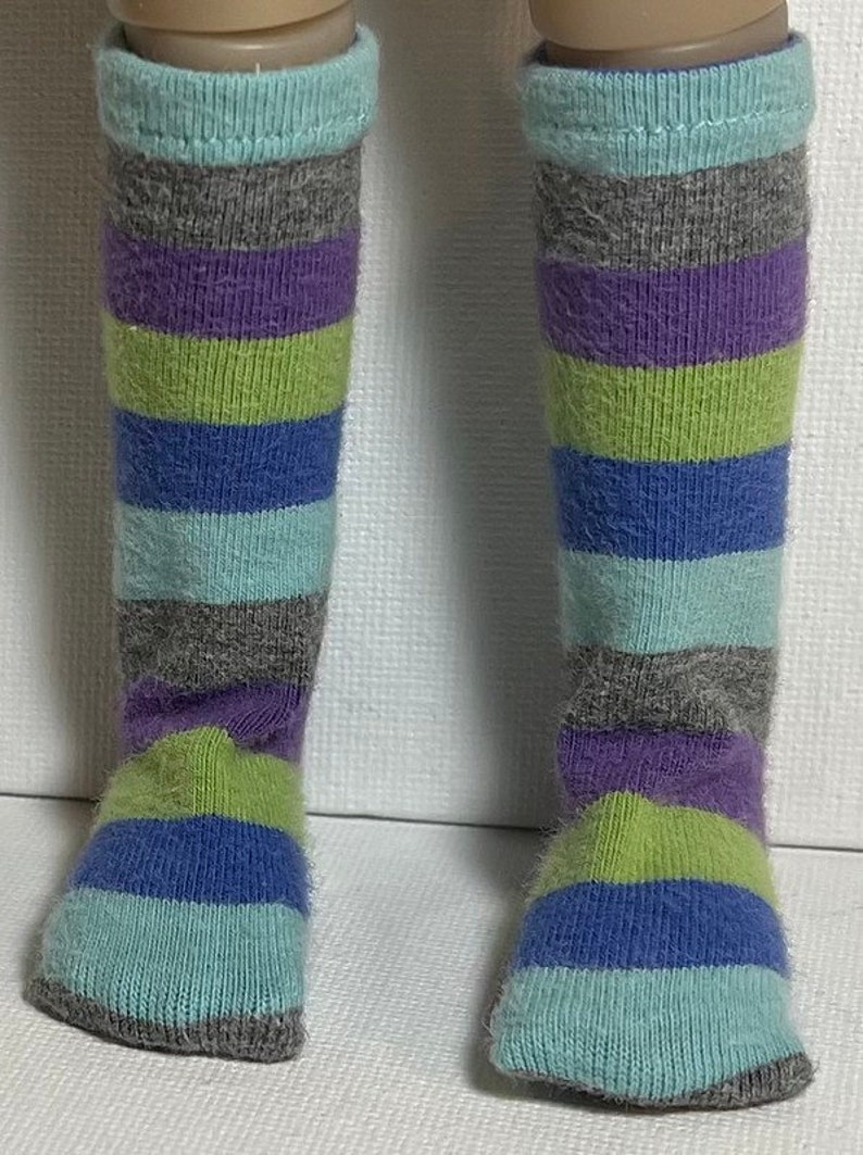 Rayures violettes chaudes... Chaussettes courtes pour poupées Gorjuss, Paola Reina et petites filles Siblies... image 9