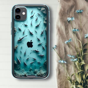 Swim with the Sharks Handyhülle, einzigartige Illusion Haifisch-Aquarium, ungewöhnliches iPhone 16 Case Design, Neuheit Handyhülle Haifisch, widerstandsfähige Hülle