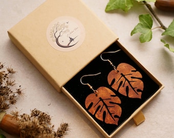 Amboyna Burl Earrings Monstera Leaf – 5th Anniversary Wood Gift for Her, Handmade Dangle Earrings, Boho Nature Jewelry