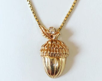 14K Yellow Gold vintage Acorn diamond necklace one of a kind