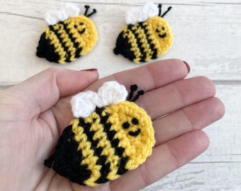 Bee Applique Crochet Pattern, Crochet Bee Decoration Pattern, Insect Crochet Applique, Cute Bee Decoration, PDF Pattern Only