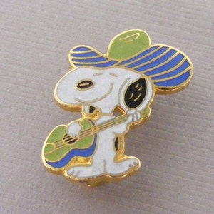 Broche vintage de vaquero cantante de Snoopy, esmalte cloisonné de Peanuts, coleccionable, 1034