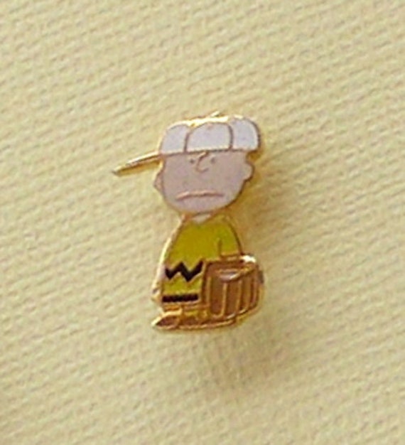 Vintage Snoopy Charlie Brown Baseball Pin Enamel C