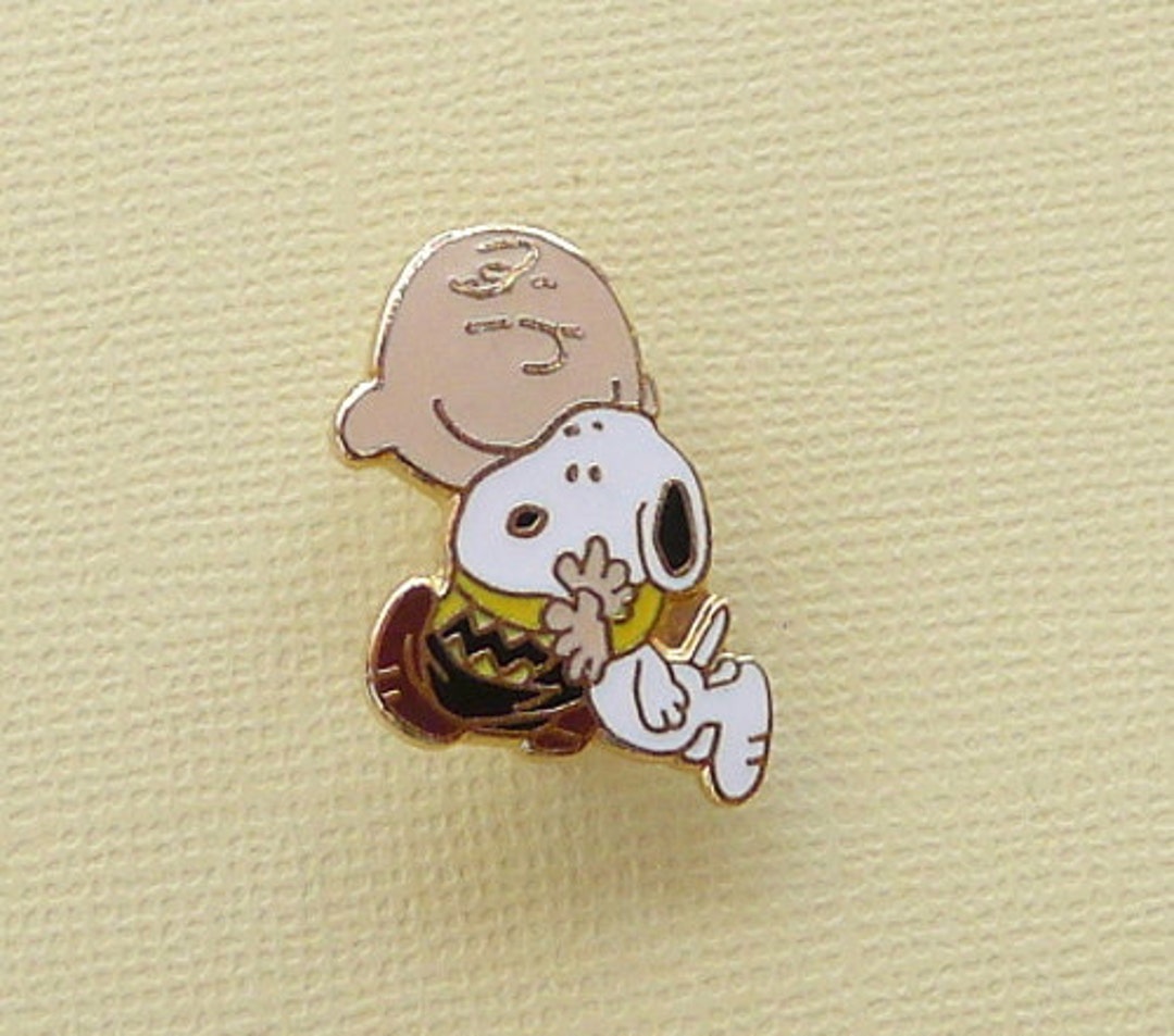 Aviva Vintage Snoopy and Charlie Brown Hug Pin Enamel Cloisonne ...