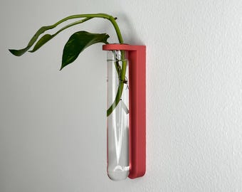 Wall-Mounted Test Tube Propagation Station: 3D Printed Plant Holder