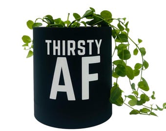 Thirsty AF Planter: ドリップトレイ付きの面白い3Dプリント多肉植物ポット