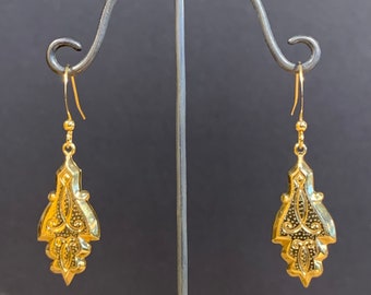 Vintage oriental dangle earrings, vintage 70’s earrings, gold plated dangle earrings