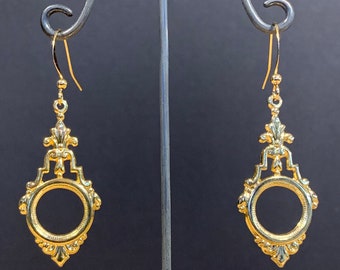 Vintage baroque dangle earrings, ornate vintage 70’s earrings, gold plated dangle earrings