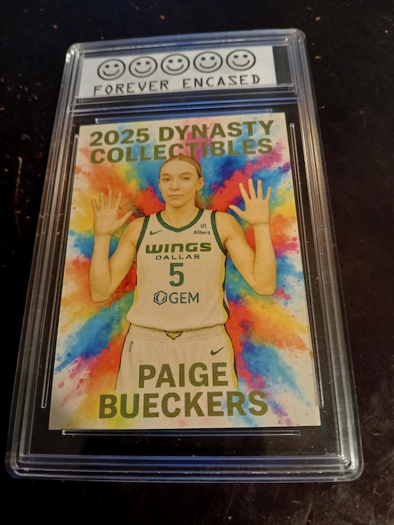 2025 Kaboom! Paige Bueckers Rookie Cracked Ice Refractor Gem Mint 10 Limited Edition