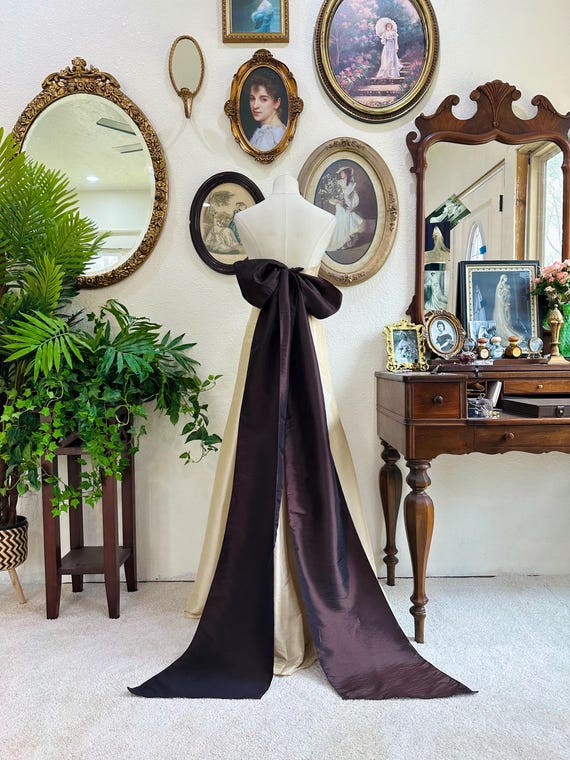 Elegant Watters & Watters Champagne Gown