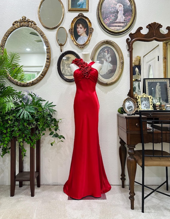old hollywood style bridesmaid dresses Vintage Red Satin Bias-cut Gown – Glamour Crafted from luxurious silky Emerald Green Color:Crimson Nordstrom | Dresses | Stella york