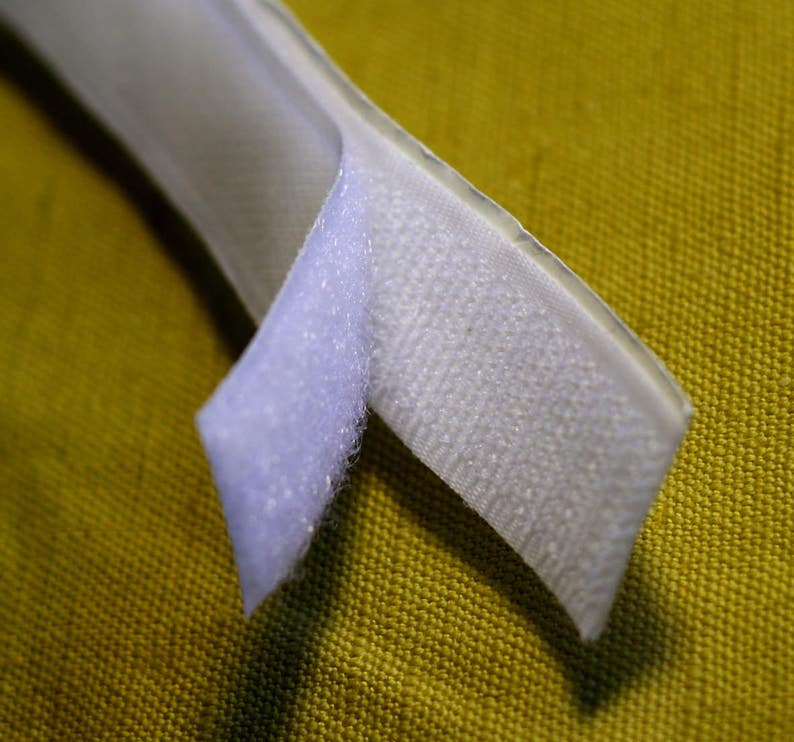 White 20mm sew-on hook and sticky loop touch and close velcro fastener for roman blinds