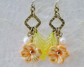 Orange Flower Bead Earrings, Tropical, Antique Brass Cluster Bead Earrings, Pearl Earrings, Cottage Chic, Orange Dangle Earrings