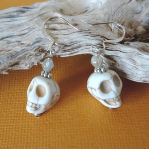 Skull Earrings, Crystal Beaded Skulls, Halloween Earrings, White Magnesite Bead Skull Earrings, Gothic,
