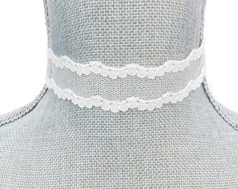 Ivory Lace Choker Necklace: Vintage Style Wedding Jewelry