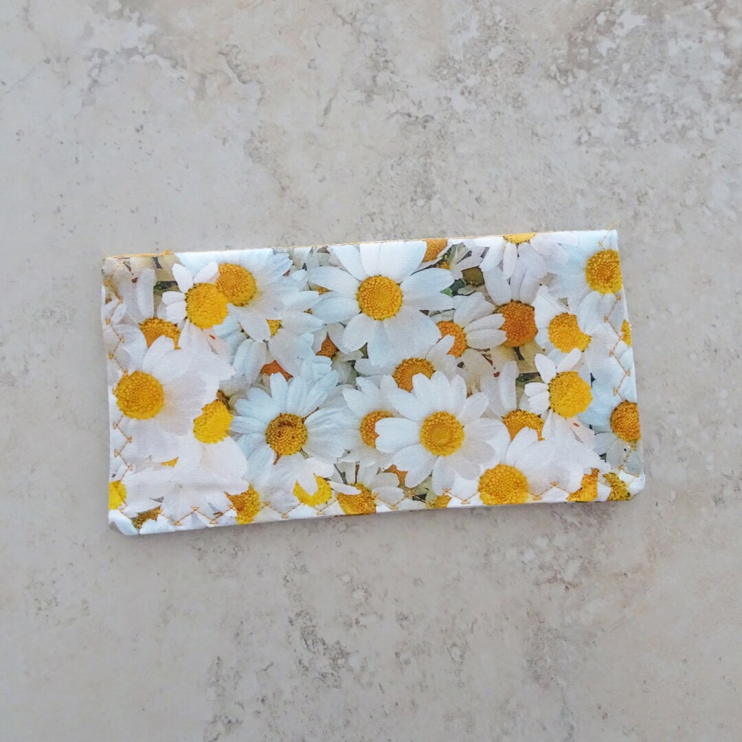 Daisy Checkbook Cover, Billfold Wallet, Yellow and White Daisy Floral