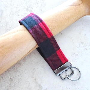 Key Fob Wristlet, Fabric Key Fob, Red & black Buffalo Check Fabric Key Fob, Wristlet Key Chain, Key Holder,  Wrist Key Fob