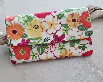 Coupon Organizer - Receipt Organizer - Floral Fabric Coupon Wallet - Organizer with Divider Cards - Gift for Mom - Shoppers Gift - Organizer
