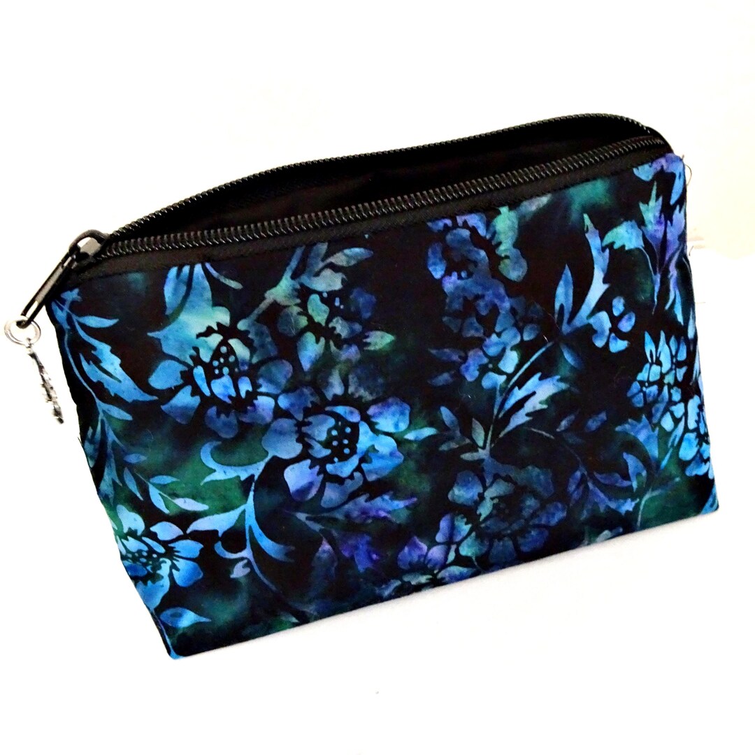 Blue - Ikat Fabric Multipurpose Segmented Make-up Brush Wrap Pouch/Case
