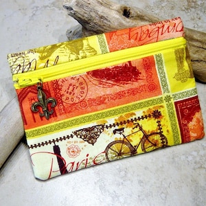 Travel Print Clutch Purse: Fleur-de-Lis Zipper Pouch (4x6)