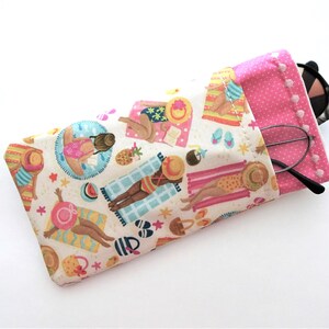 Double Eyeglass Case: Ladies on Beach Fabric, Sunglass Organizer
