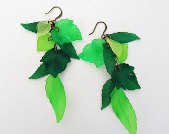 Green Leaf Dangle Earrings, Poison Ivy Costume