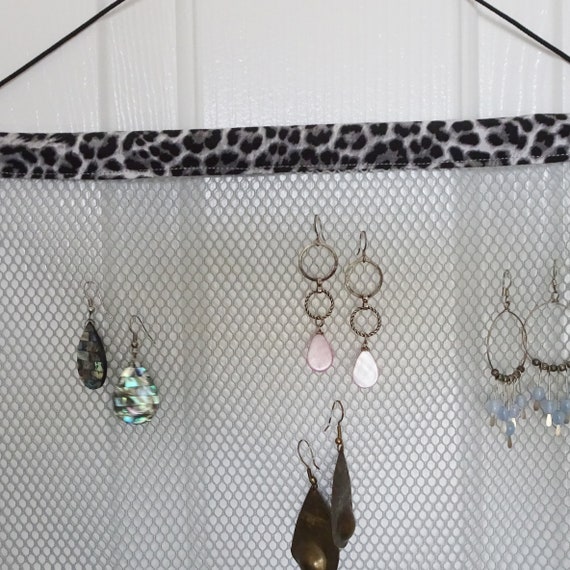 the audzipan anthology: DIY Hair Clip or Earring Frame