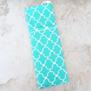 Travel Flat Iron Case - Curling Iron Case For Travel -Travel Organizer Case - Hot Iron Case -Heat Tolerant Fabric Case -Turquoise Quatrefoil