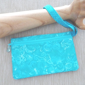 Turquoise Fabric Wristlet: Zippered Cell Phone Purse