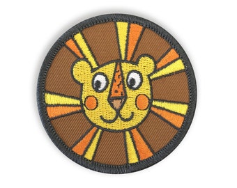 Retro Lion Iron On Embroidered Patch