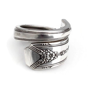 Milady the Proper Wrapped Spoon Ring