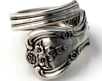 Magnolia Classic Wrapped Spoon Ring from 1951