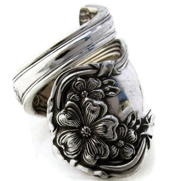 Arbutus Wrapped Spoon Ring Floral Ring