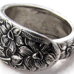 Spoon Ring Narcissus Aka Daffodil Flowers