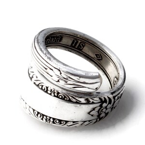 Treasure Wrapped Spoon Ring from 1940 image 2