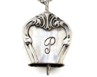 Fairy Bell met P Monogram Signature 1950