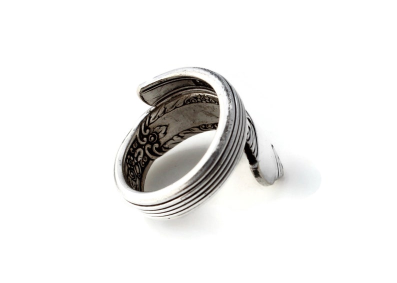 Treasure Wrapped Spoon Ring from 1940 image 6